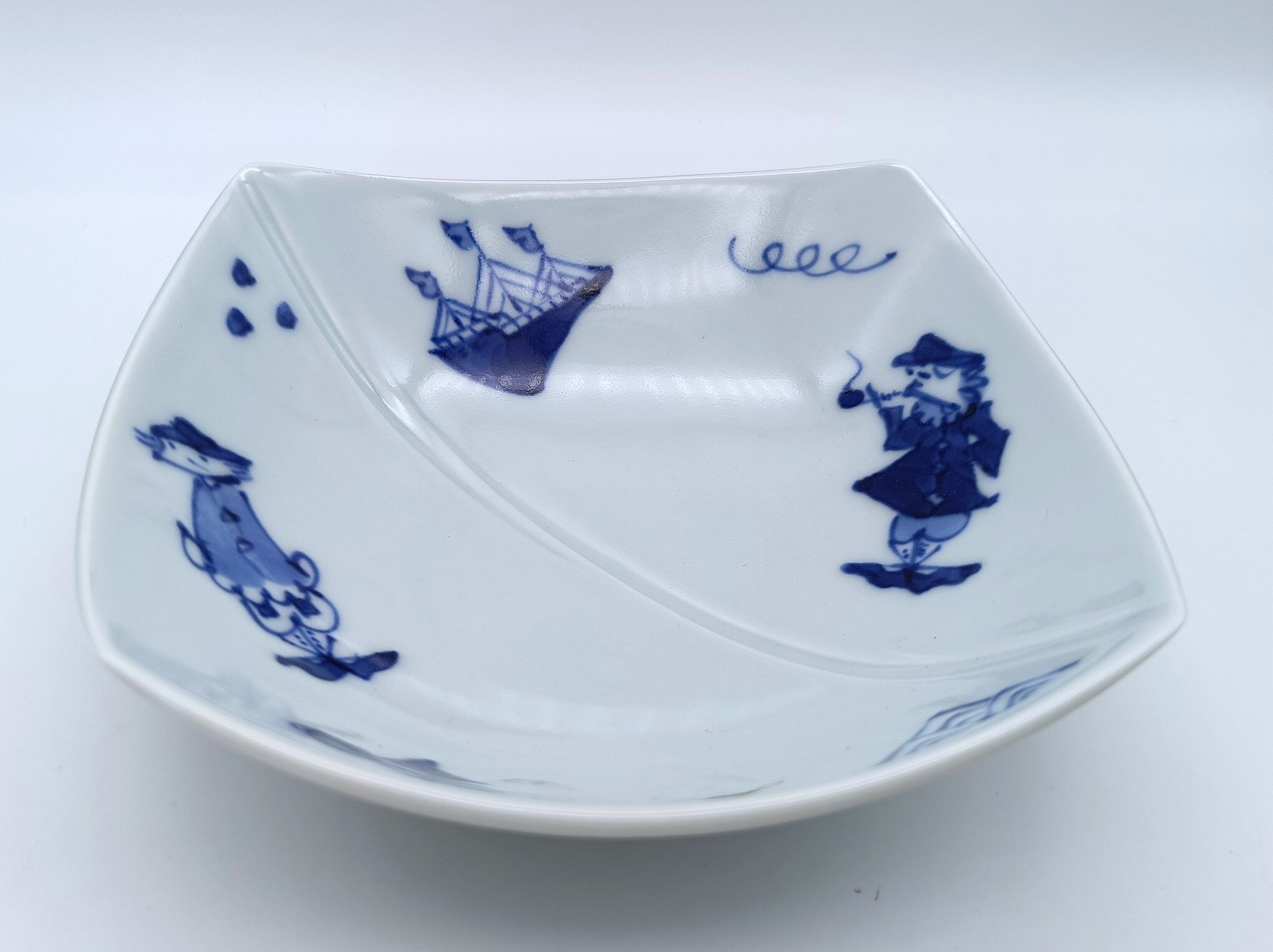 異人づくし　しのぎ正角鉢