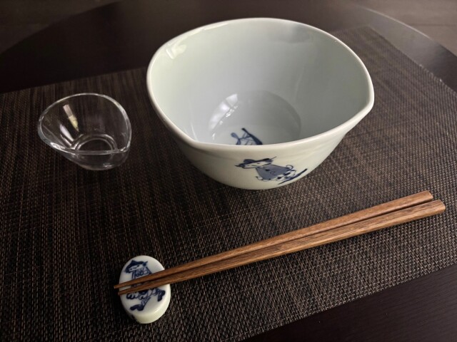 異人づくし四角丼(中)