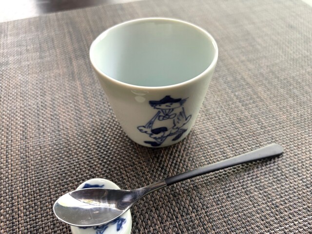 マント異人そば猪口(ミニ)